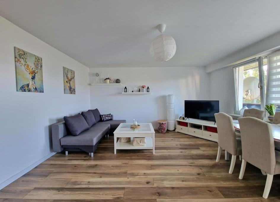 Apartament Na Wynajem Neumarkt Exterior foto